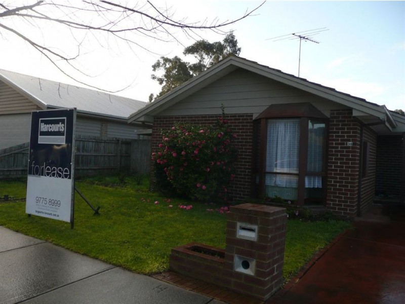 34 Richard Drive, Langwarrin VIC 3910