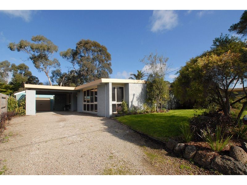 6 McKenzie Way, Langwarrin VIC 3910