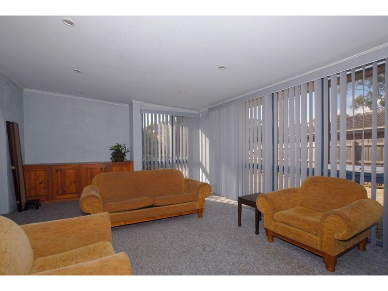 6 McKenzie Way, Langwarrin VIC 3910