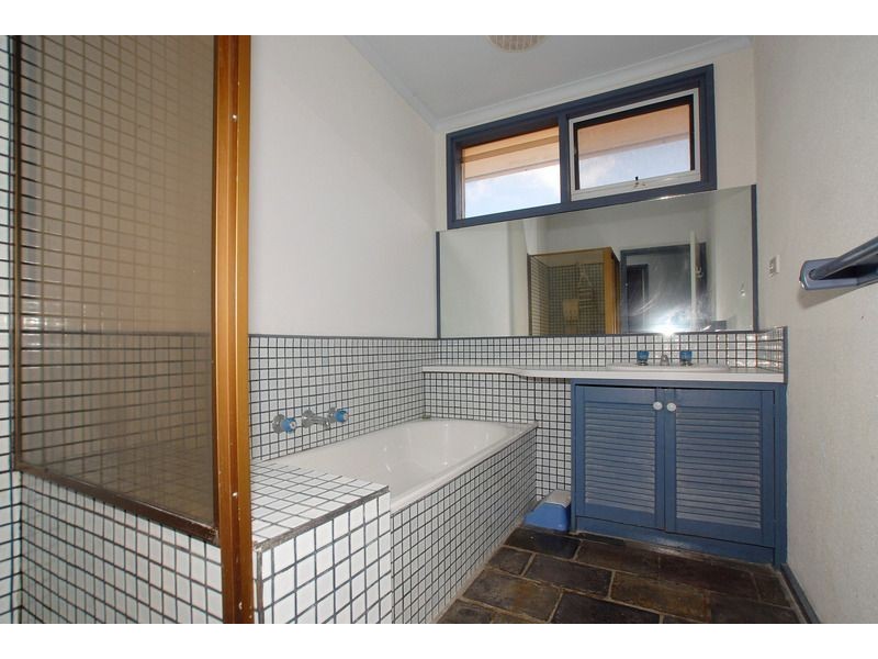 6 McKenzie Way, Langwarrin VIC 3910