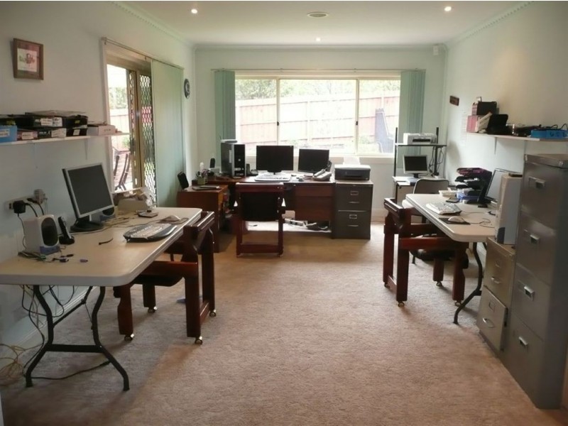 21 Delgany Rise, Langwarrin VIC 3910