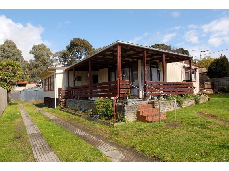 12 Athol Court, Langwarrin VIC 3910