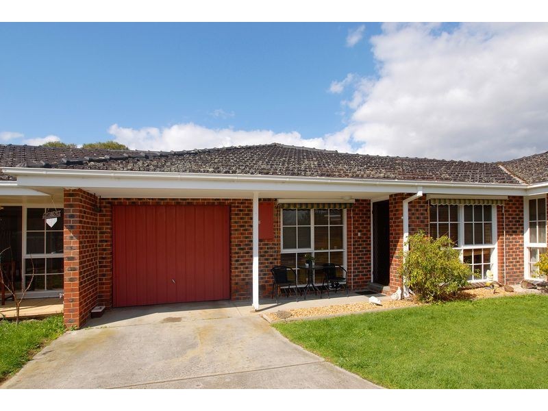 2/19 Ebdale Street, Frankston VIC 3199