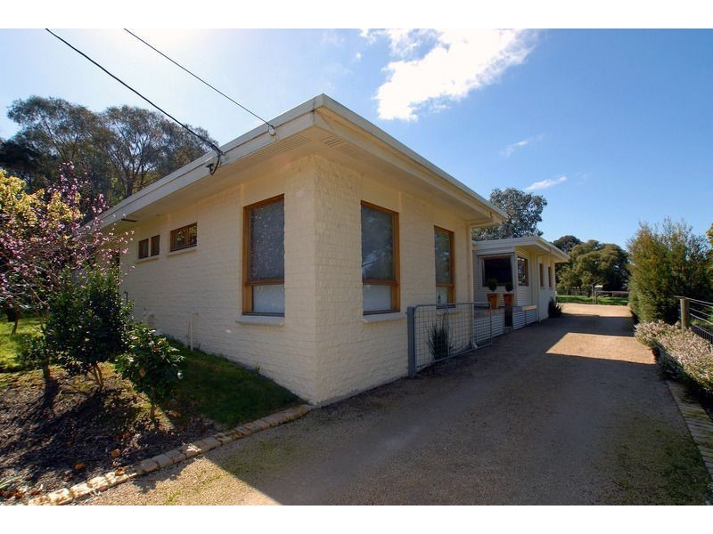 90 Weeroona Road, Langwarrin VIC 3910