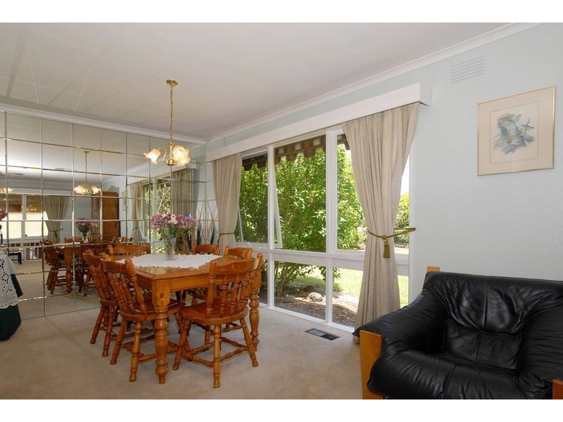 15 Bush Court, Langwarrin VIC 3910