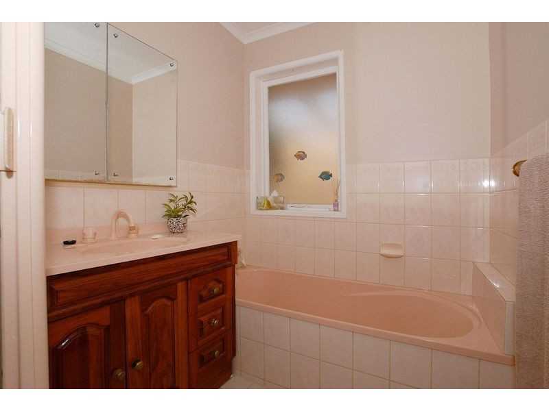 15 Bush Court, Langwarrin VIC 3910