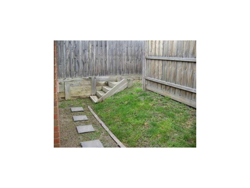 1/19 Julie Court, Langwarrin VIC 3910