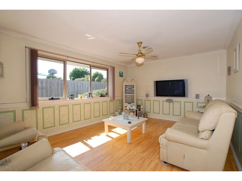 33 Gumnut Drive, Langwarrin VIC 3910