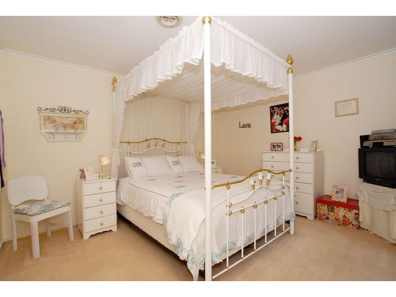 33 Gumnut Drive, Langwarrin VIC 3910