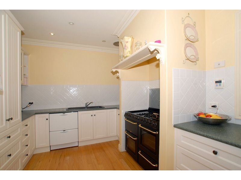 2 Brown Thornbill Court, Langwarrin VIC 3910