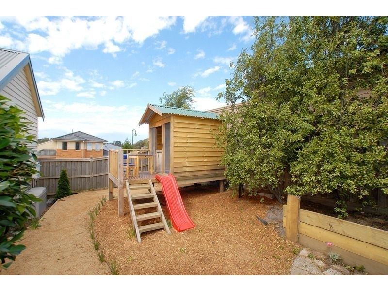 2 Brown Thornbill Court, Langwarrin VIC 3910