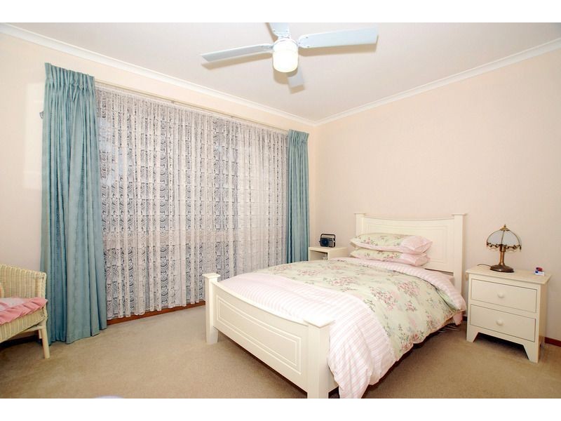 4 Kerry Street, Langwarrin VIC 3910