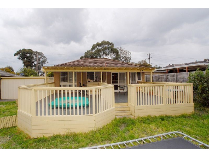 3 Raymond Avenue, Langwarrin VIC 3910