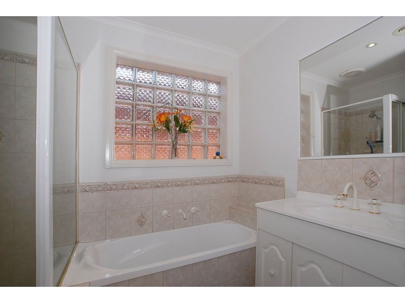 2/58 Skye Rd, Frankston VIC 3199