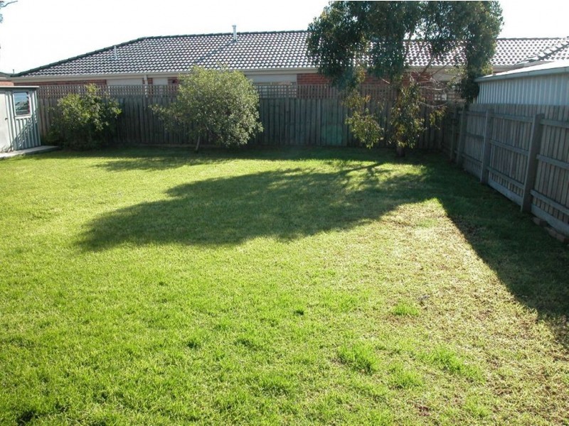 23 Orama Drive, Carrum Downs VIC 3201