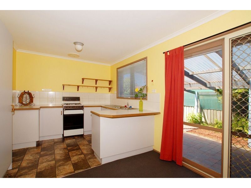 2/2 Aldershot Road, Langwarrin VIC 3910