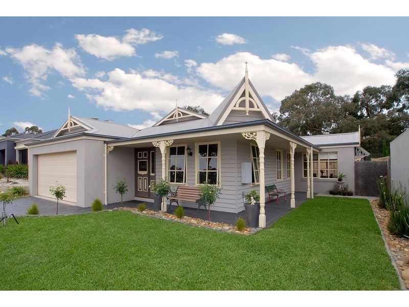 7 Elemes Court, Langwarrin VIC 3910