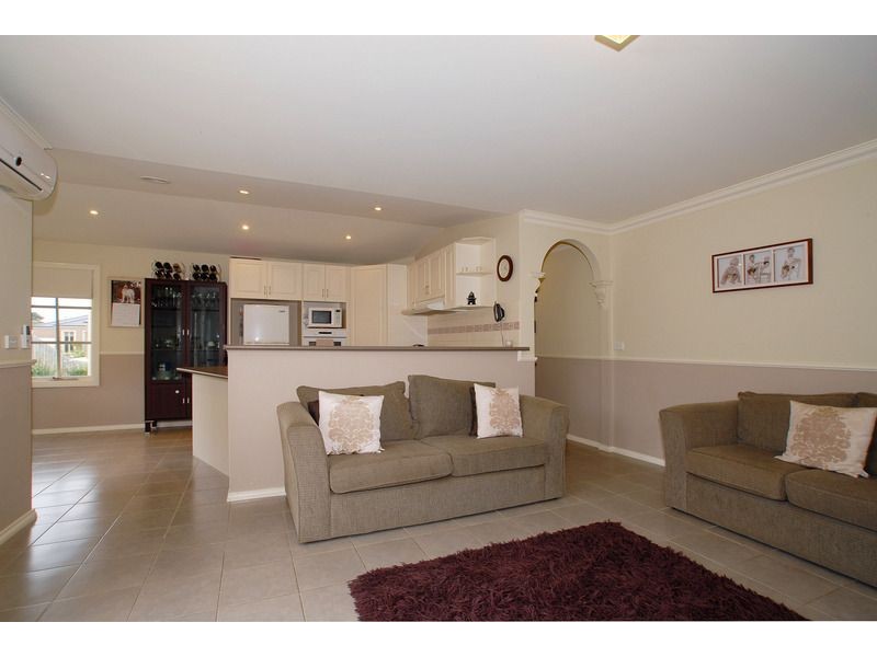 7 Elemes Court, Langwarrin VIC 3910