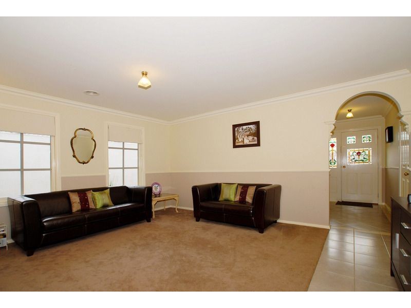 7 Elemes Court, Langwarrin VIC 3910