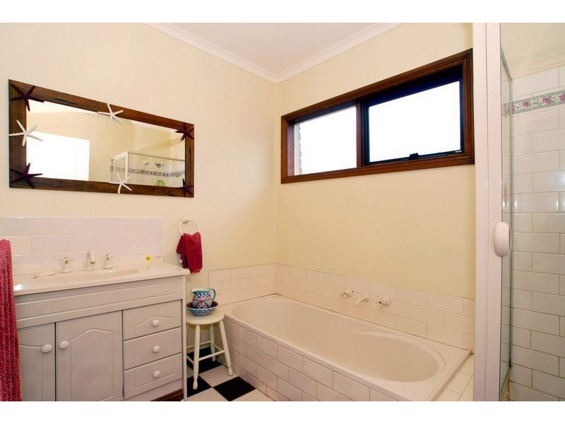 4 Derham Street, Pearcedale VIC 3912