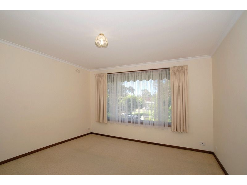 5 Allen Crescent, Langwarrin VIC 3910