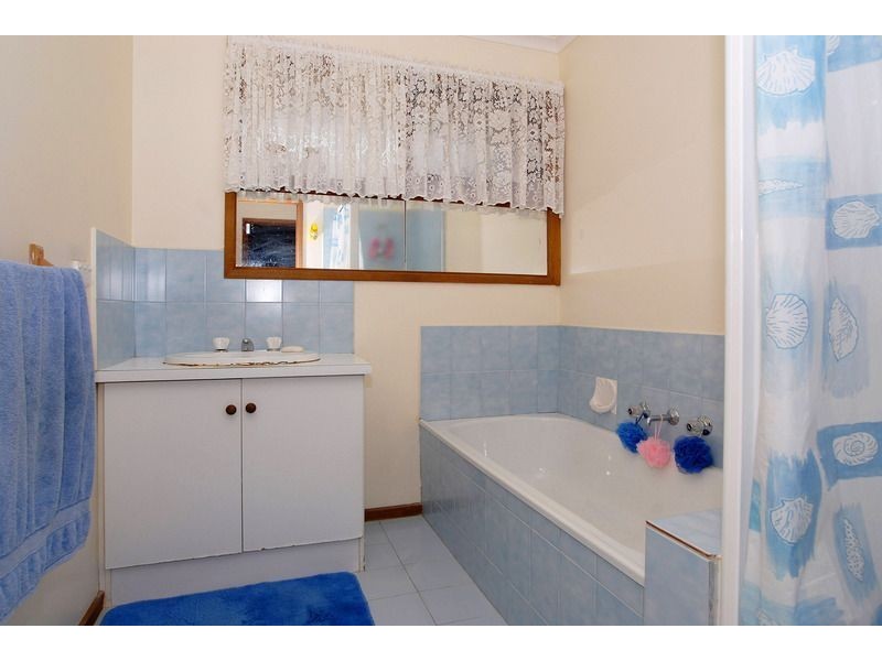 39 Melaleuca Crescent, Langwarrin VIC 3910