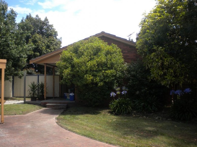 11 Parkleigh Court, Langwarrin VIC 3910