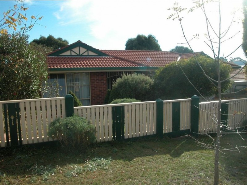 25 Allington Place, Langwarrin VIC 3910