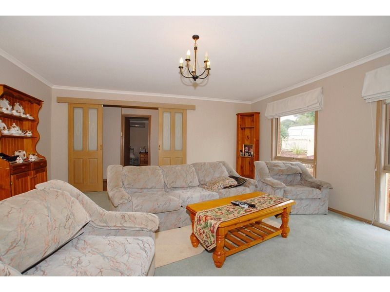 7 Cotoneaster Way, Langwarrin VIC 3910