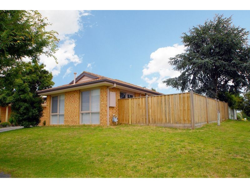 1/22 Dunn Crescent, Langwarrin VIC 3910