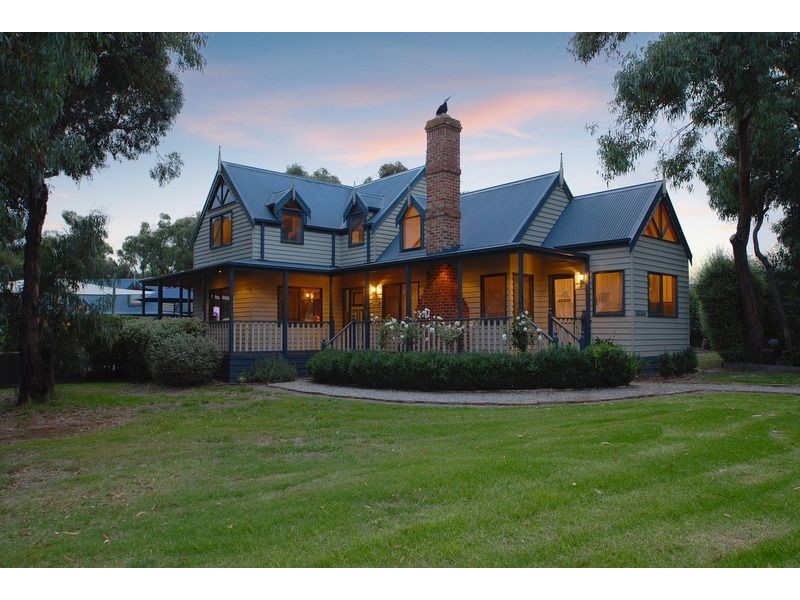 26-28 Nirvana Close, Langwarrin South VIC 3911