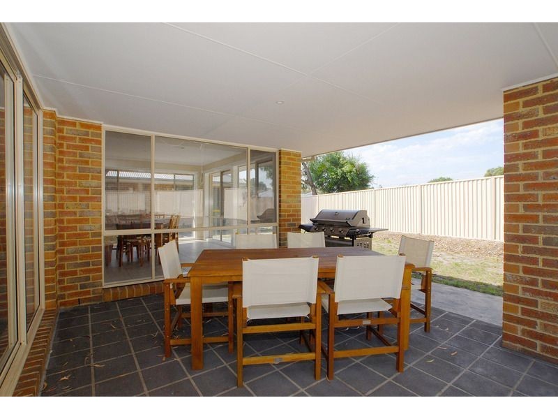 4 Black Sheoak Place, Langwarrin VIC 3910
