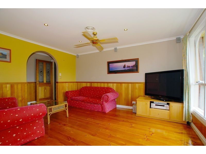 9 Paterson Ave, Langwarrin VIC 3910