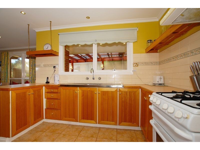 9 Paterson Ave, Langwarrin VIC 3910