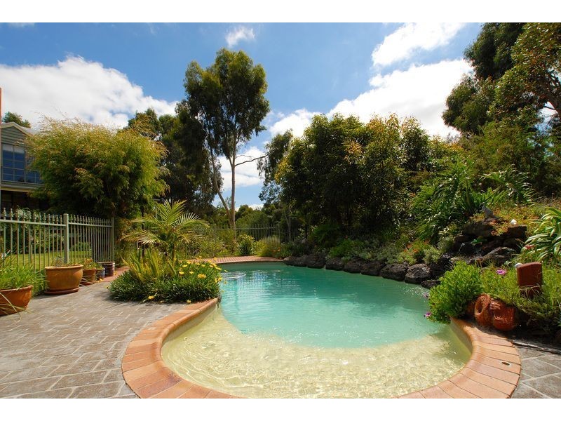 80 Donald Road, Langwarrin VIC 3910