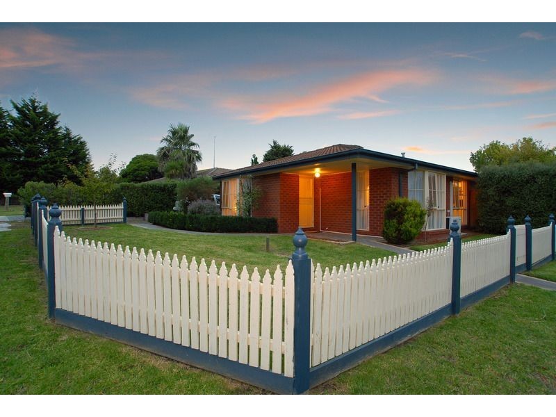 7 Lirata Close, Langwarrin VIC 3910