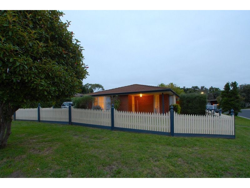 7 Lirata Close, Langwarrin VIC 3910