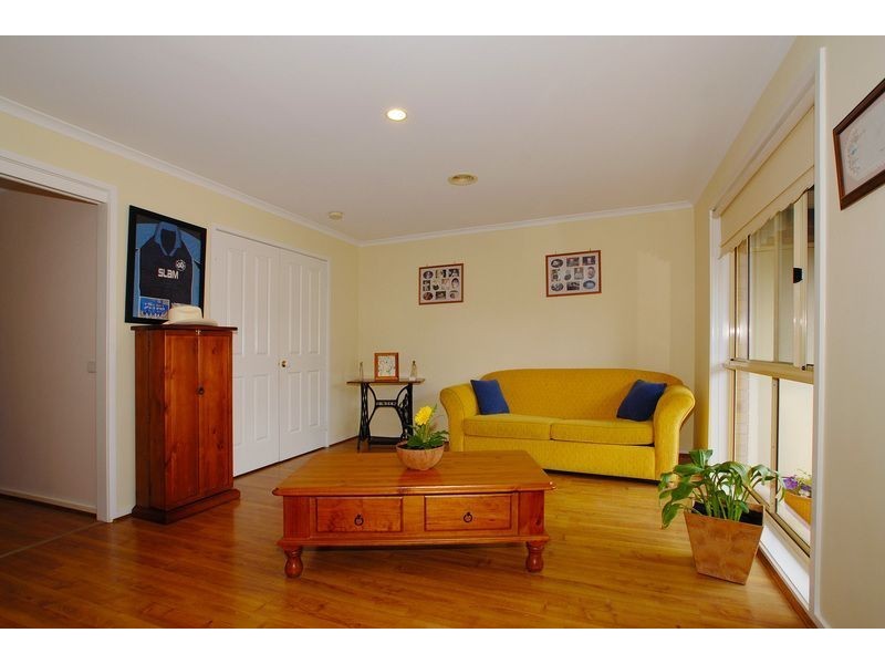 6 Castlehill Rise, Langwarrin VIC 3910