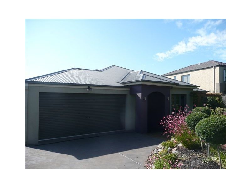 7 Red Wattlebird Crescent, Langwarrin VIC 3910