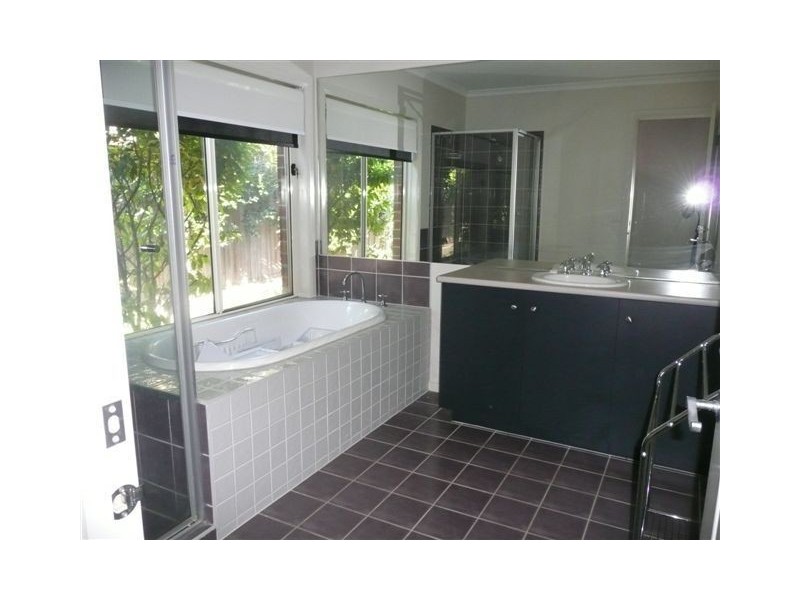 7 Red Wattlebird Crescent, Langwarrin VIC 3910