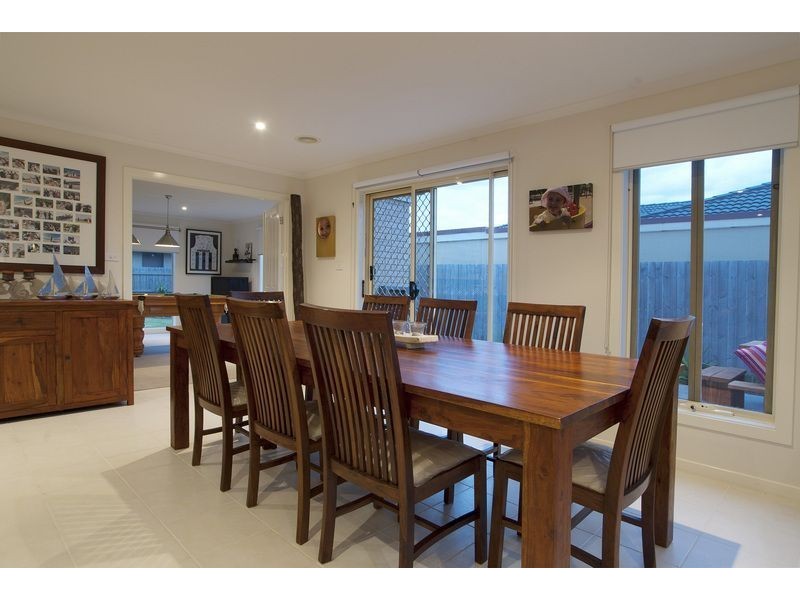 19 Cavill Close, Langwarrin VIC 3910