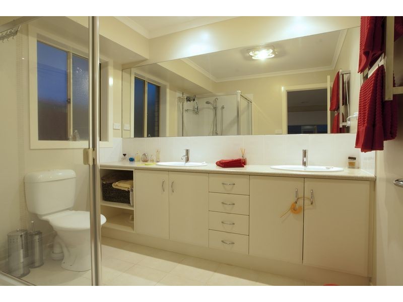 19 Cavill Close, Langwarrin VIC 3910
