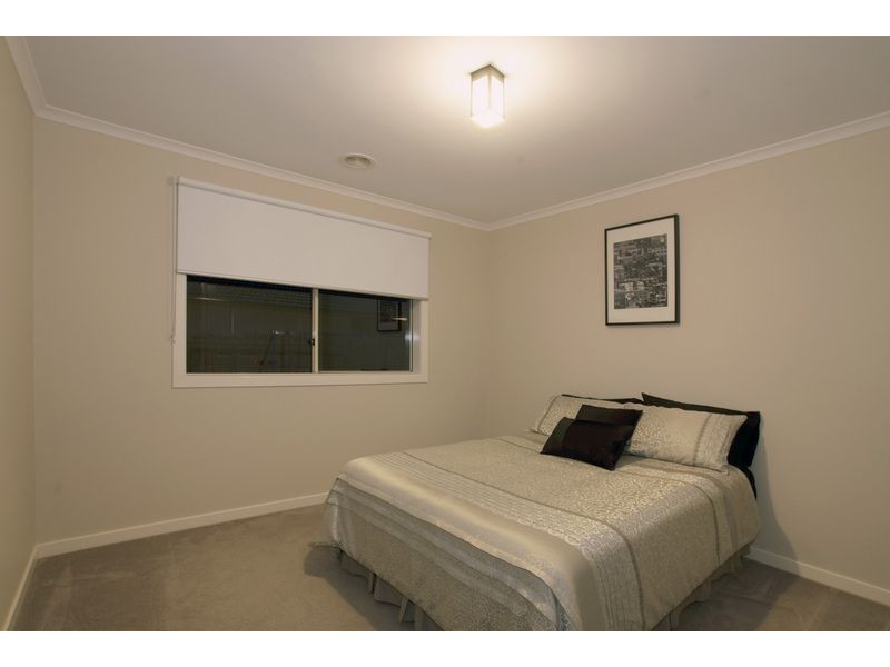 19 Cavill Close, Langwarrin VIC 3910