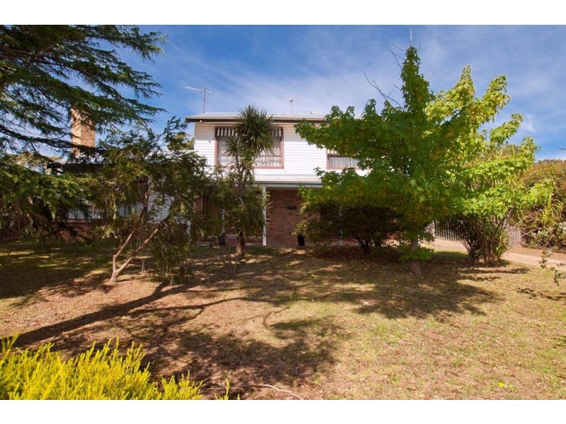 27 Culcairn Drive, Frankston South VIC 3199