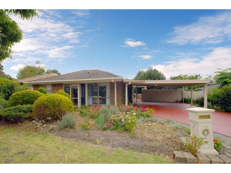5 Warrin Rise, Langwarrin VIC 3910