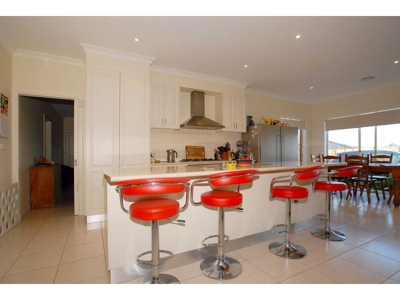 21 Park Valley Crescent, Langwarrin VIC 3910