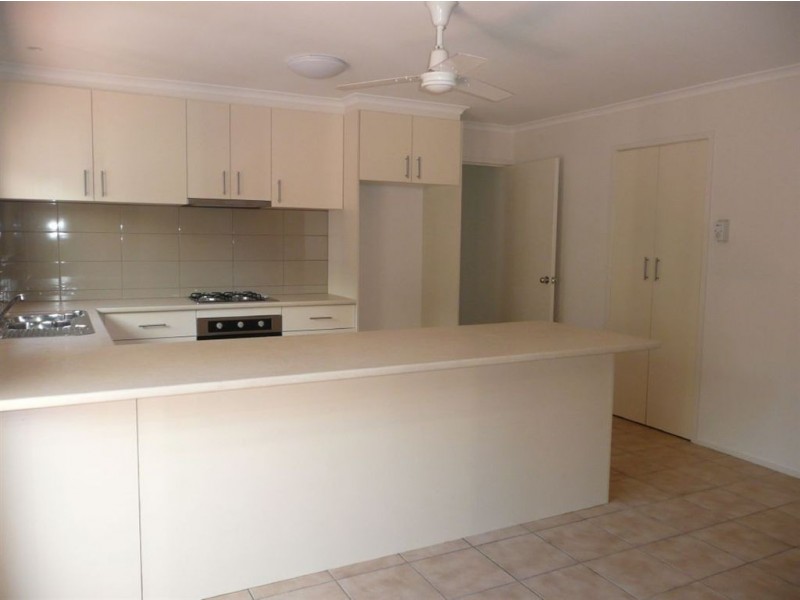38 Sunbird Crescent, Carrum Downs VIC 3201