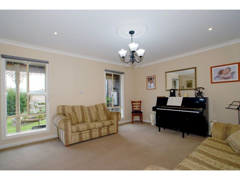 7 Bluegum Mews, Langwarrin VIC 3910