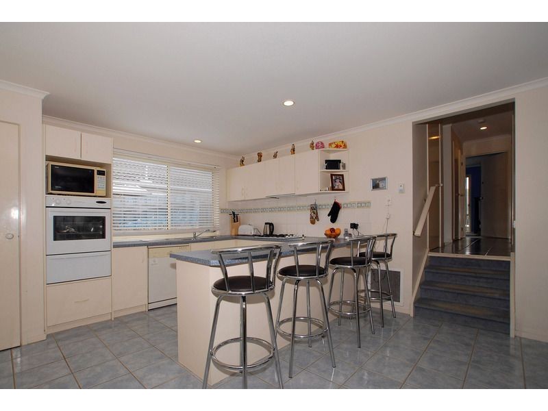 16 Romsey Place, Langwarrin VIC 3910