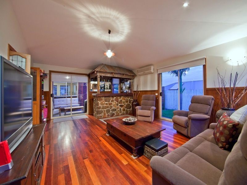 34 Francis Crescent, Langwarrin VIC 3910